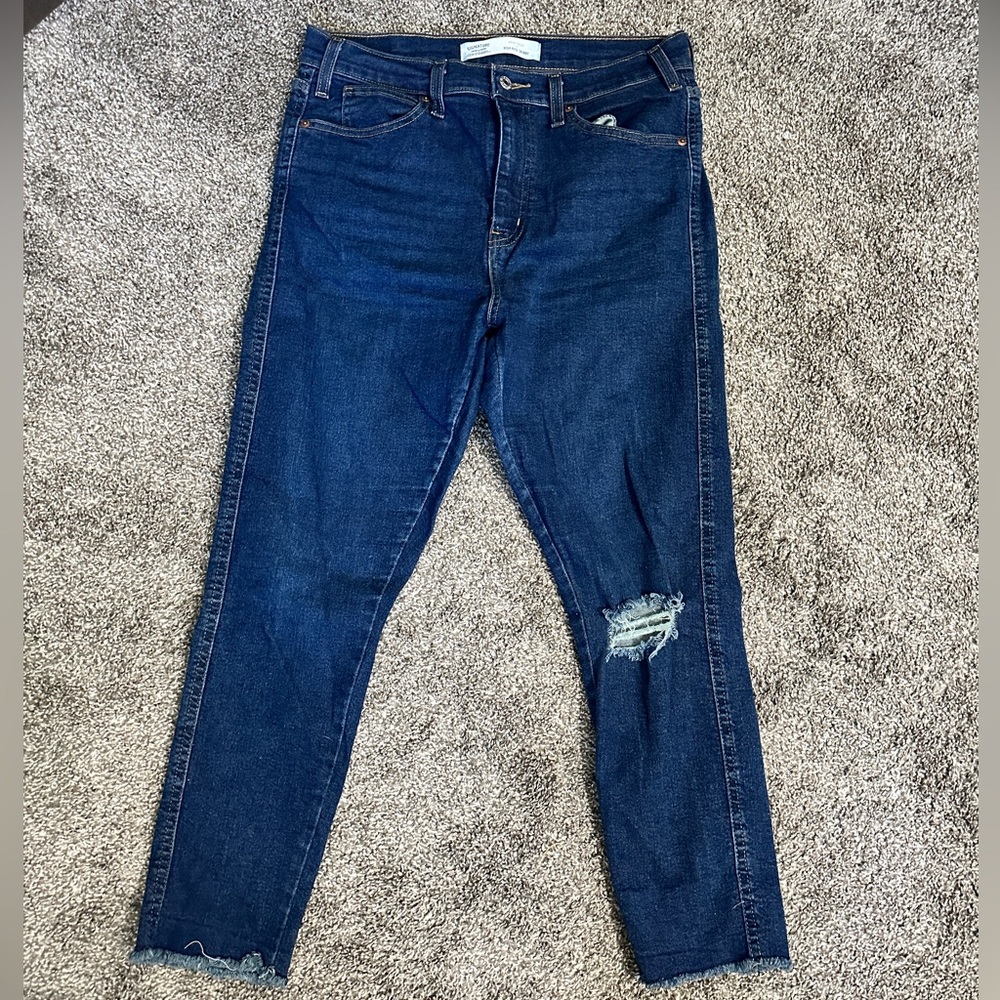 Women’s Levi’s Skinny Raw Hem Denim, Size 10
